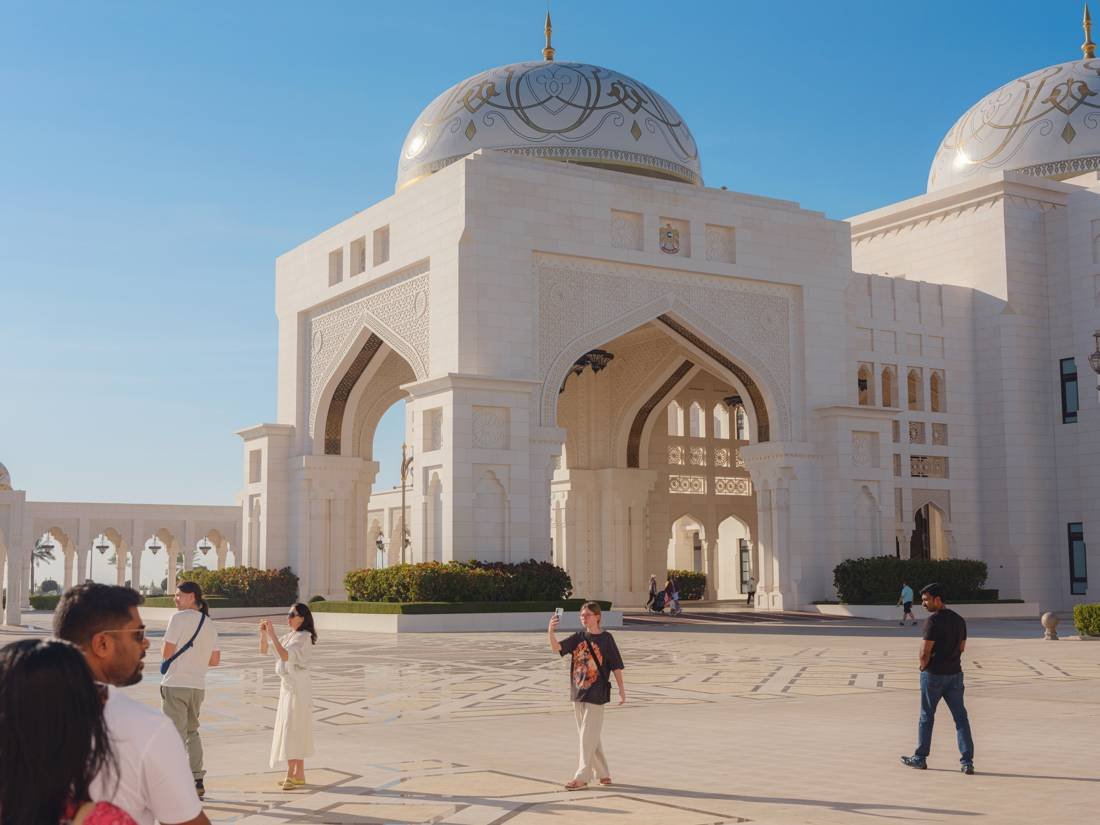 The Grand Layover: Mosque, Louvre & Palaces in 8 Hours